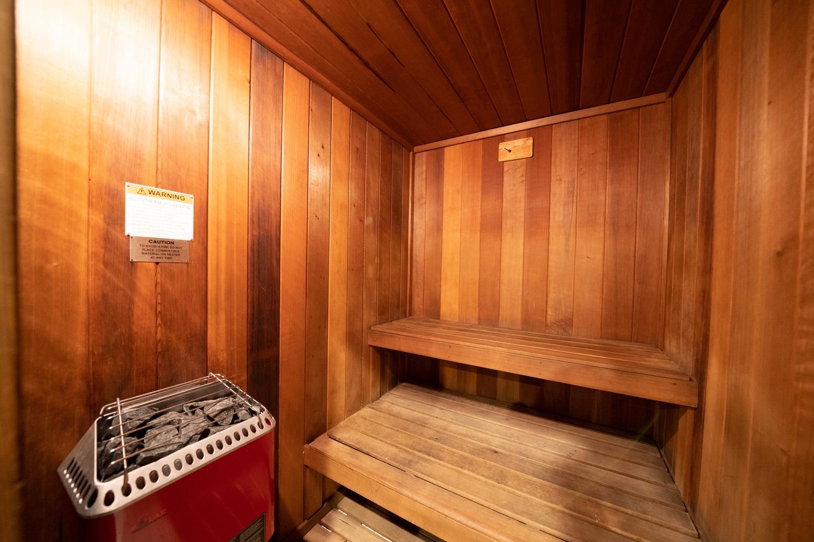 205 10TH ST Unit: 6P