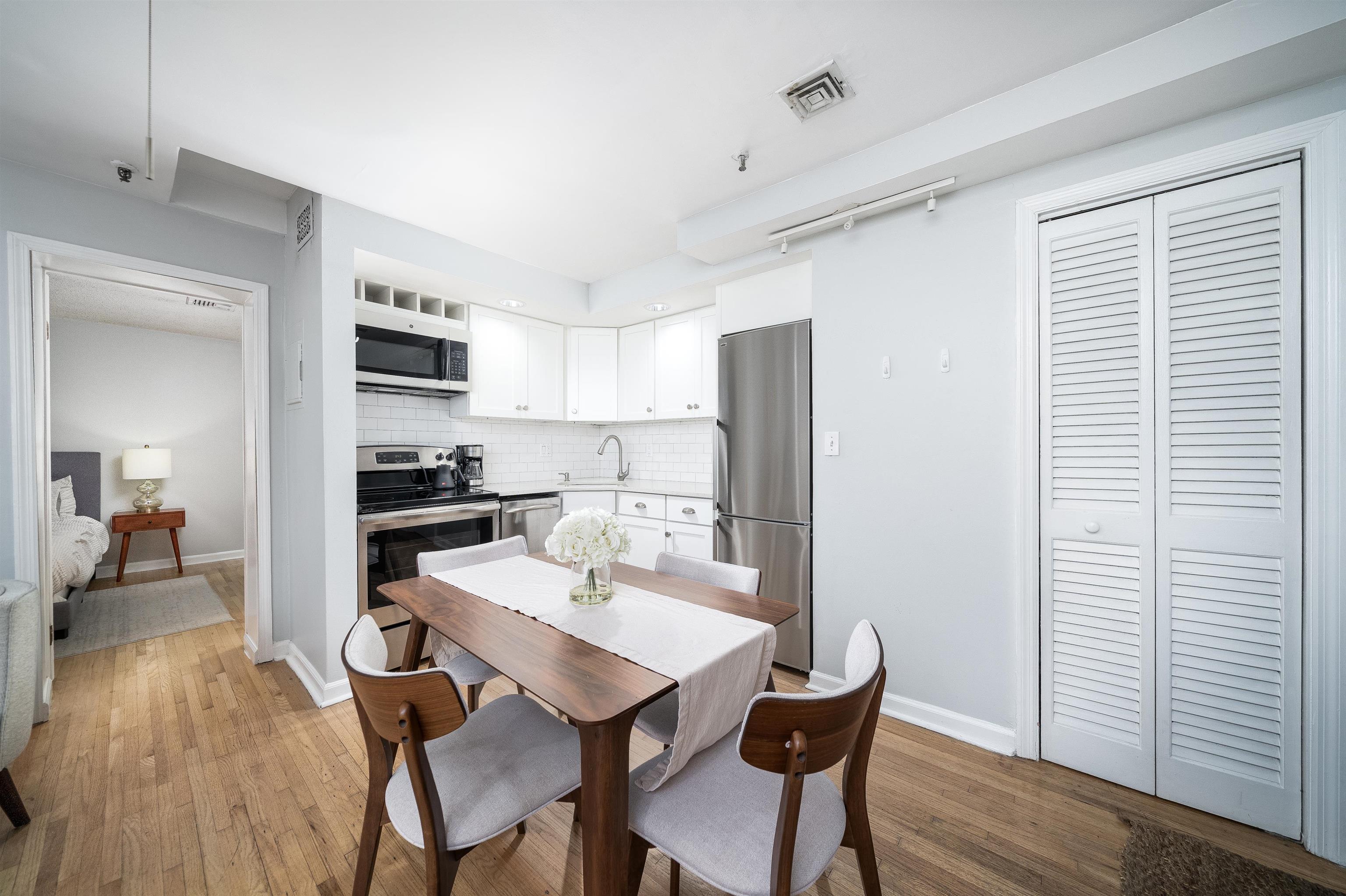 135 GARDEN ST Unit: 3