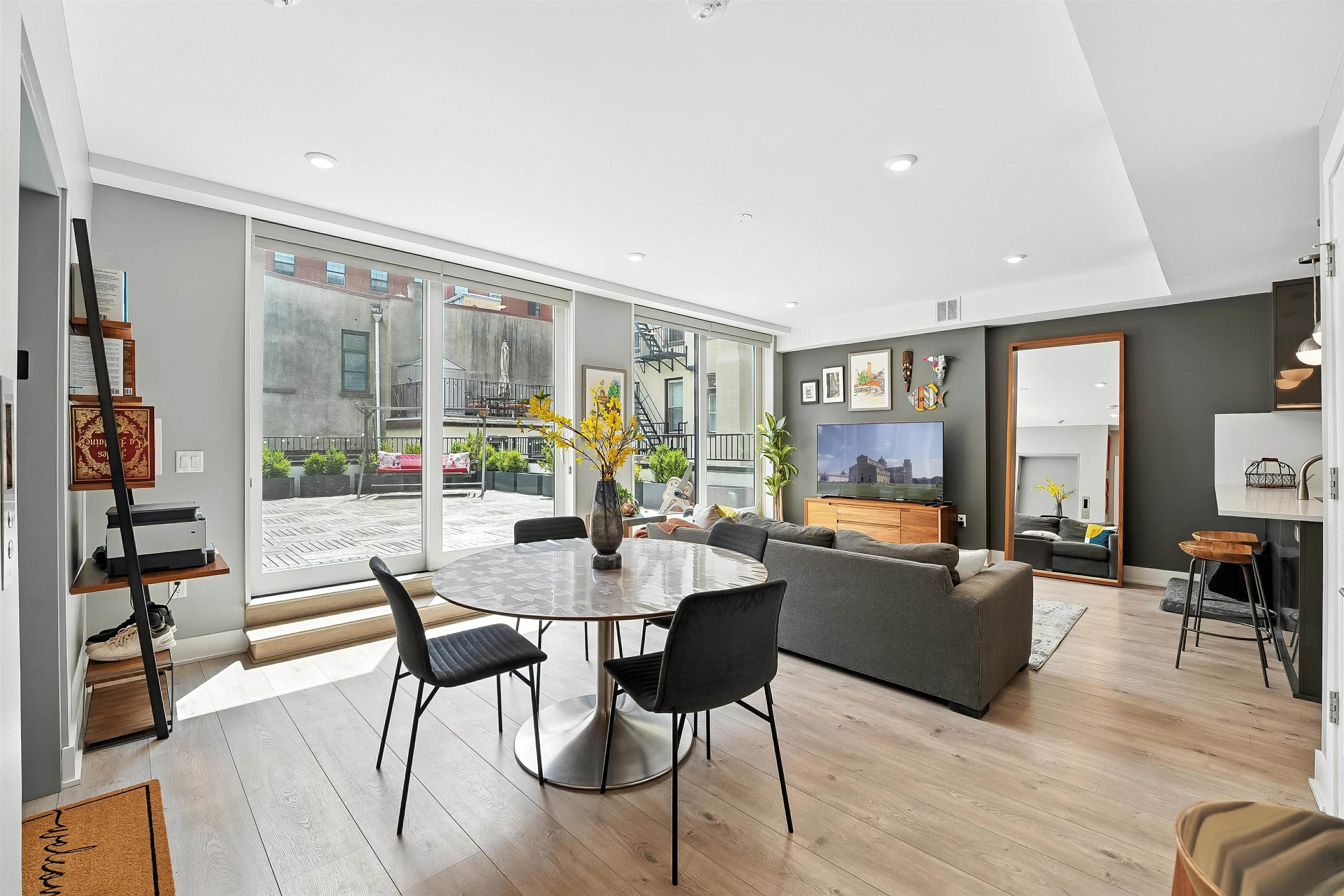 61 14TH ST Unit: #2