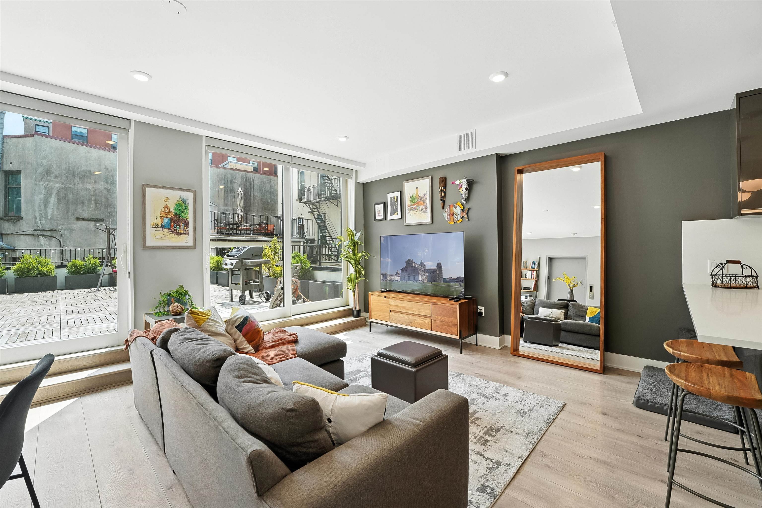 61 14TH ST Unit: #2