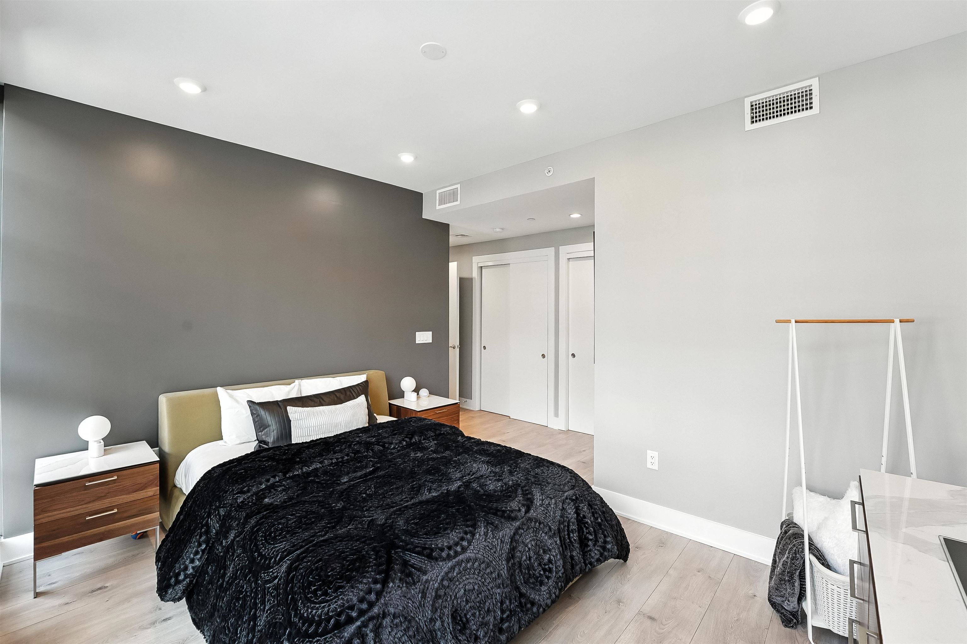 61 14TH ST Unit: #2