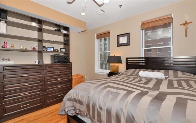120 WILLOW AVE Unit: 4(2R)