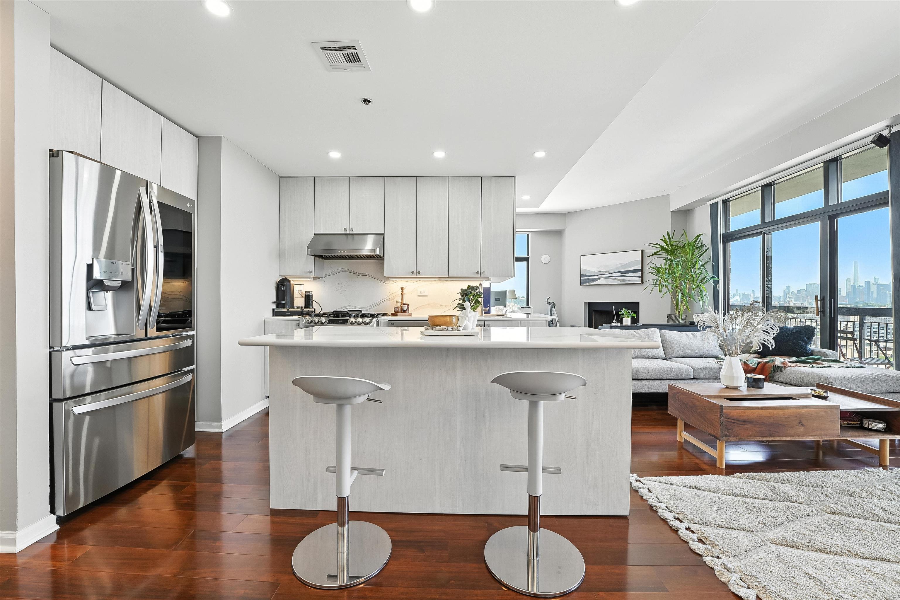 700 1ST ST Unit: 16PD