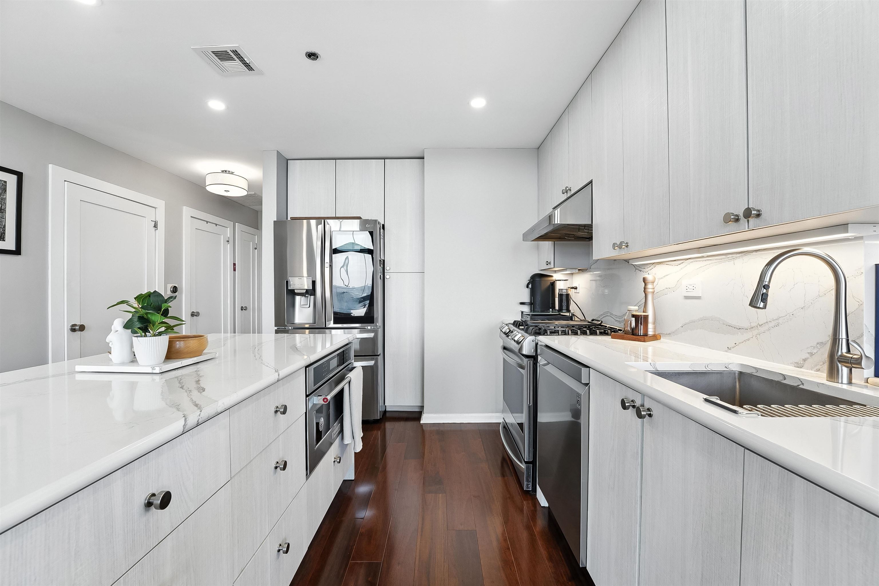 700 1ST ST Unit: 16PD