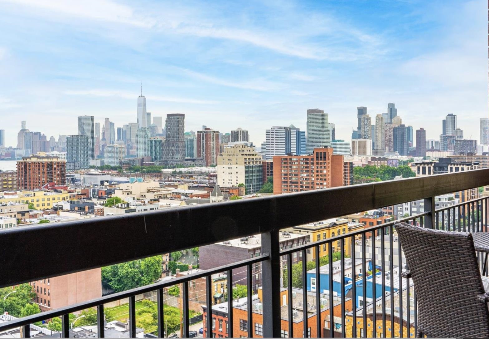 700 1ST ST Unit: 16D