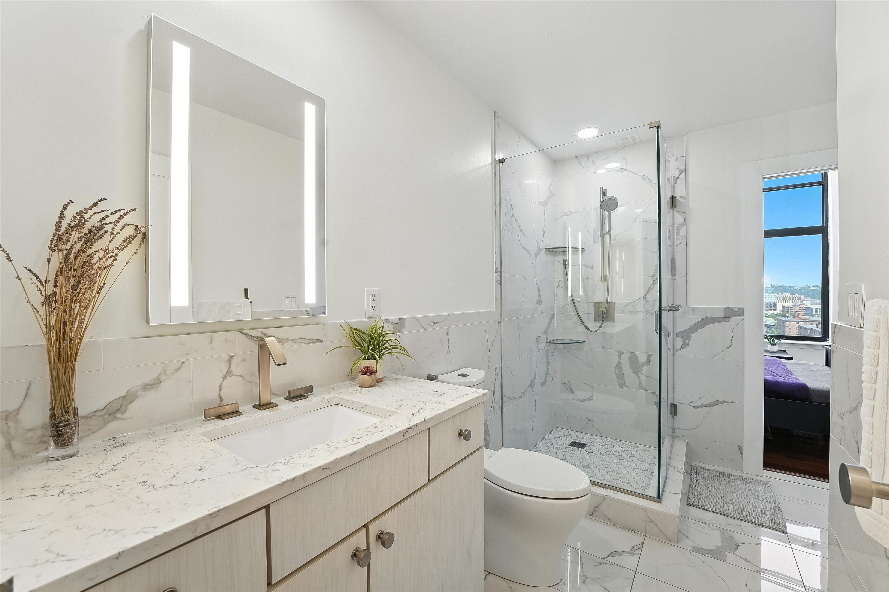 700 1ST ST Unit: 16D