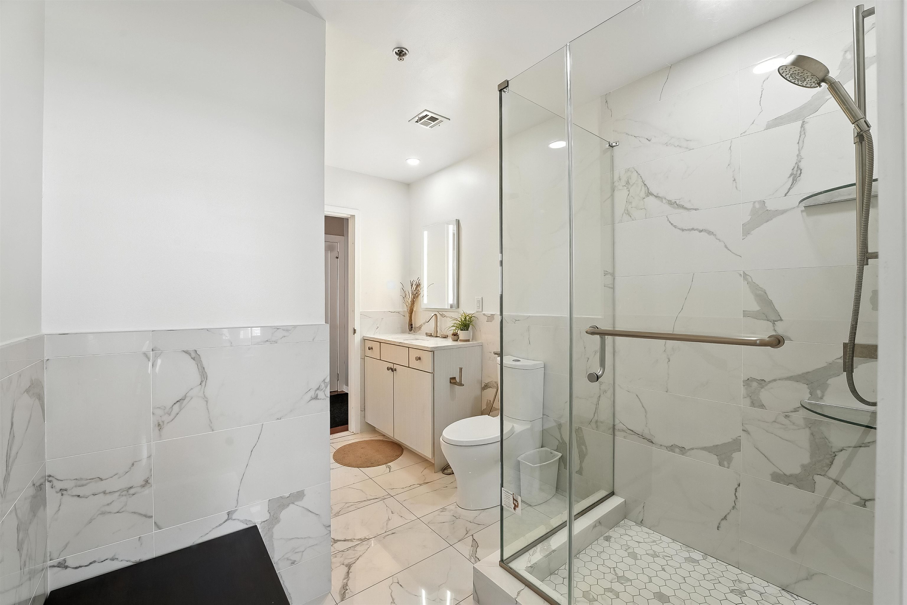 700 1ST ST Unit: 16D