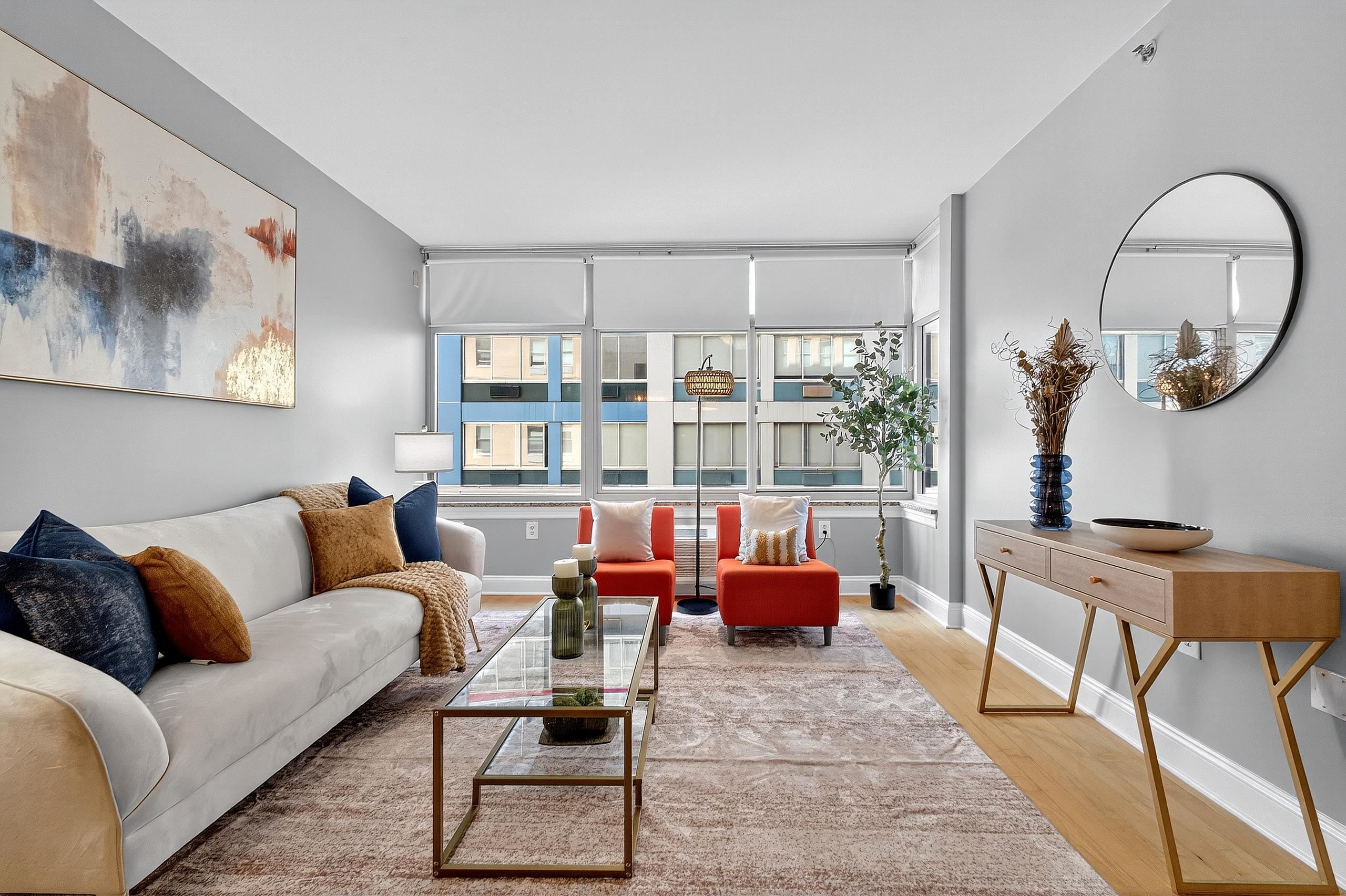 10 REGENT ST Unit: 419