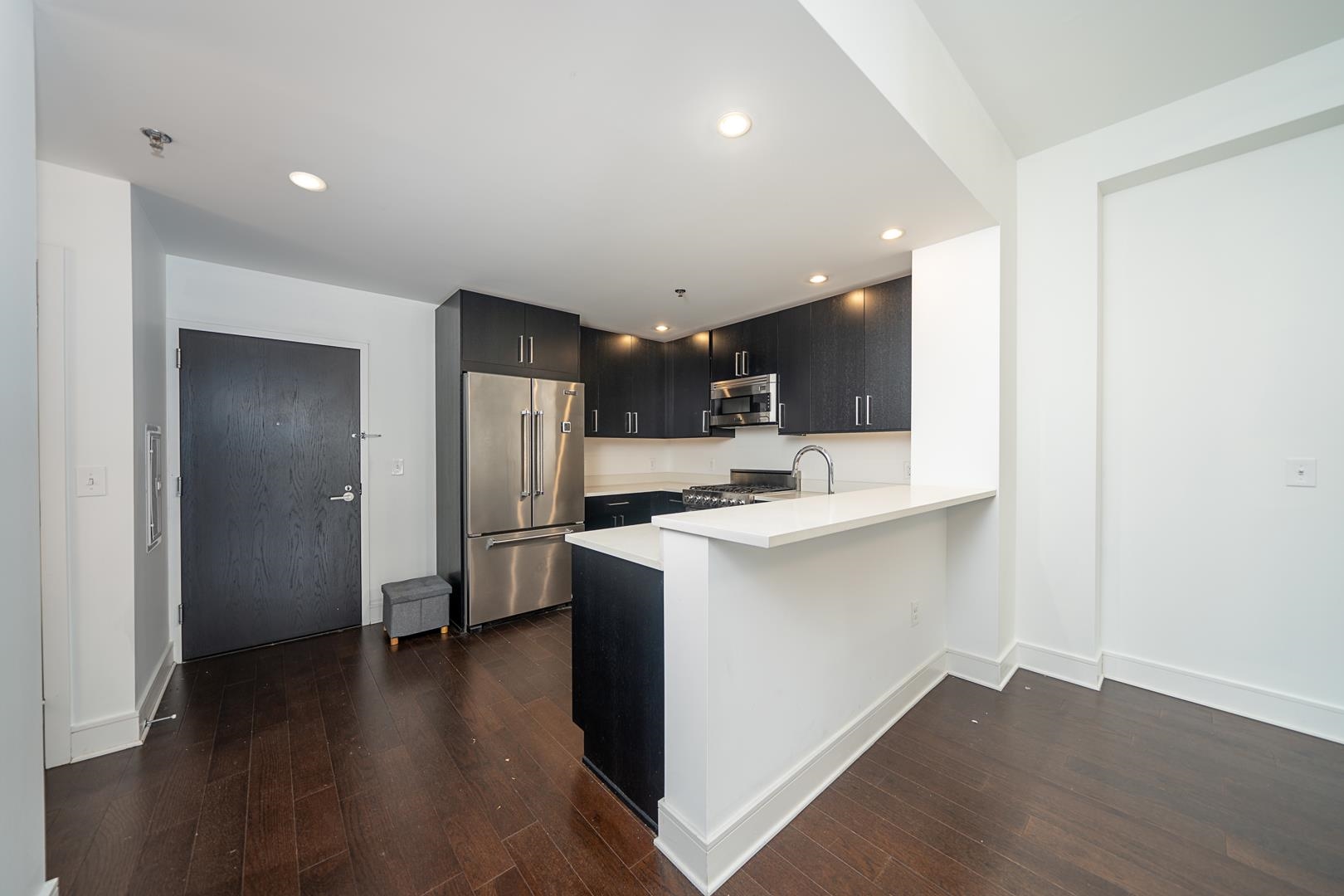 1100 MAXWELL LANE Unit: 1205