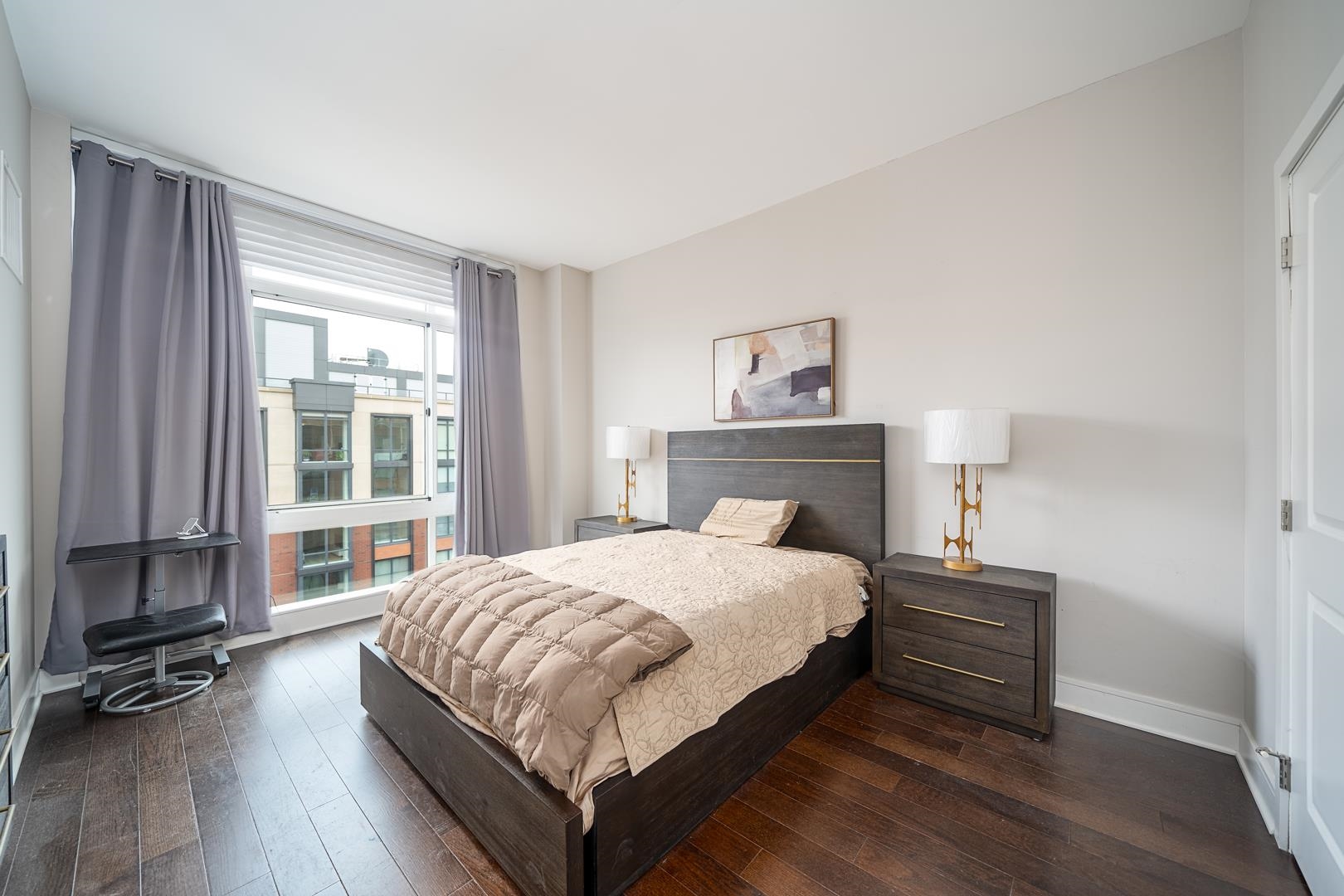 1100 MAXWELL LANE Unit: 1205