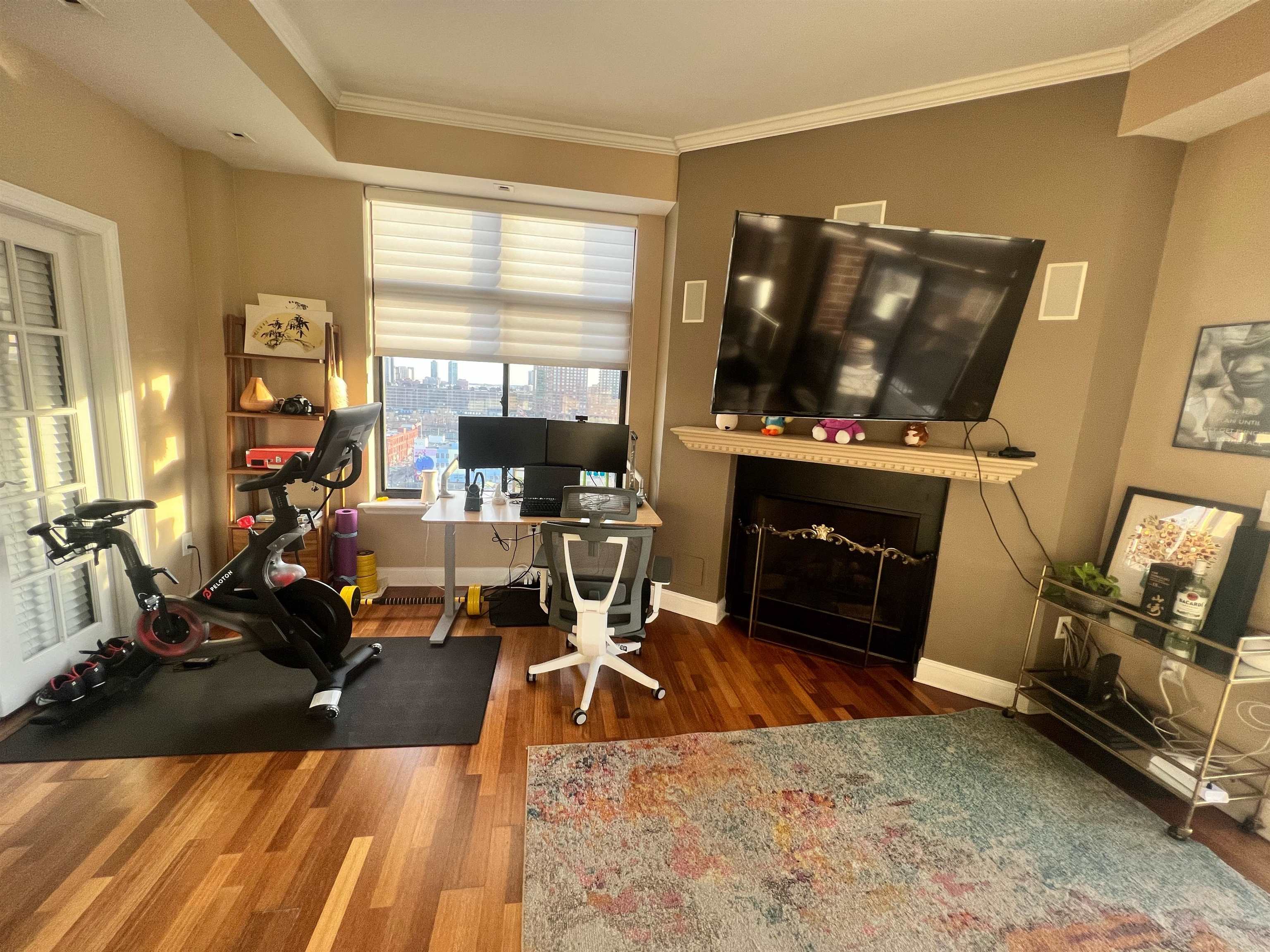 700 1ST ST Unit: 16PW