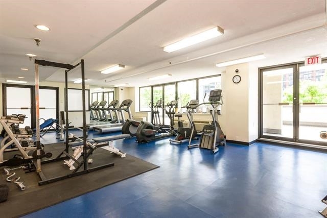 551 OBSERVER HIGHWAY Unit: 12B