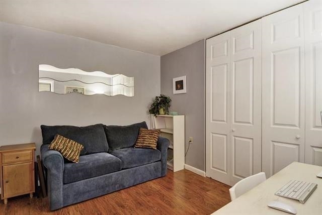 551 OBSERVER HIGHWAY Unit: 12B