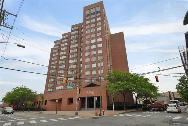 551 OBSERVER HIGHWAY Unit: 12B