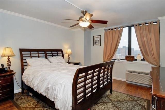 551 OBSERVER HIGHWAY Unit: 12B