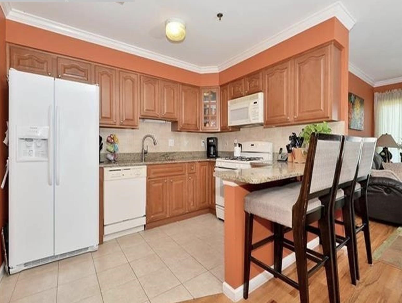 116 LAKE ST Unit: 3