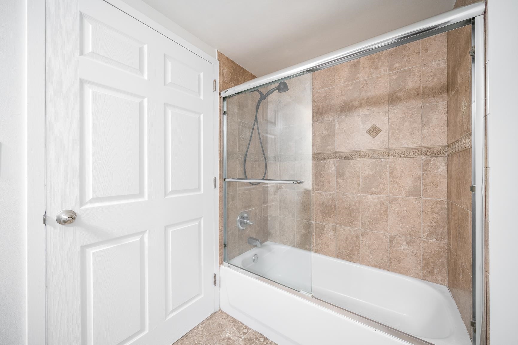 700 1ST ST Unit: 8H