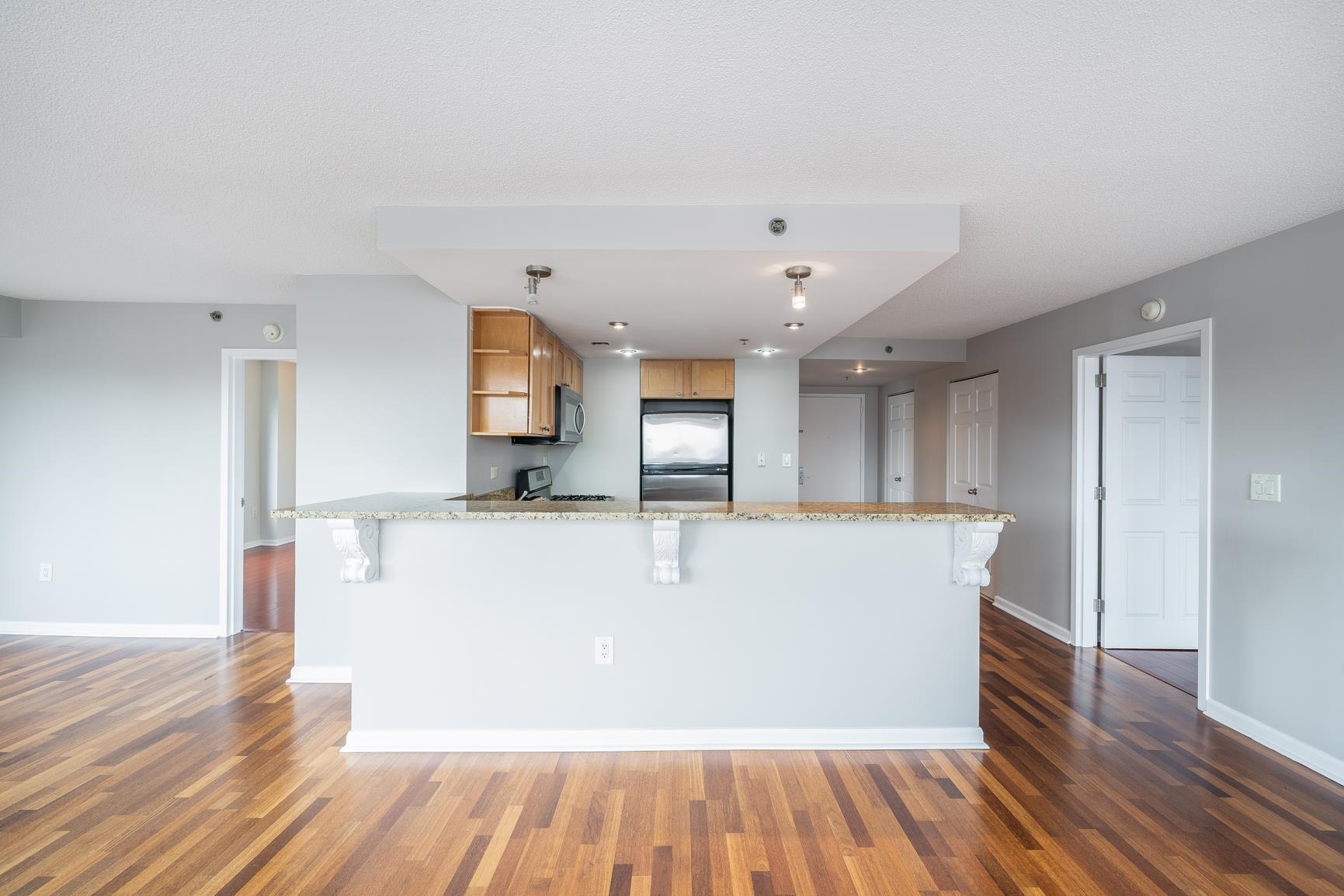 700 1ST ST Unit: 8H