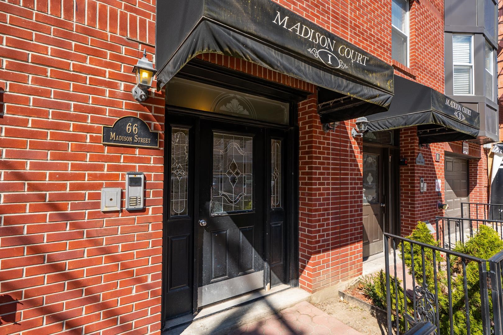 66 MADISON ST Unit: 2