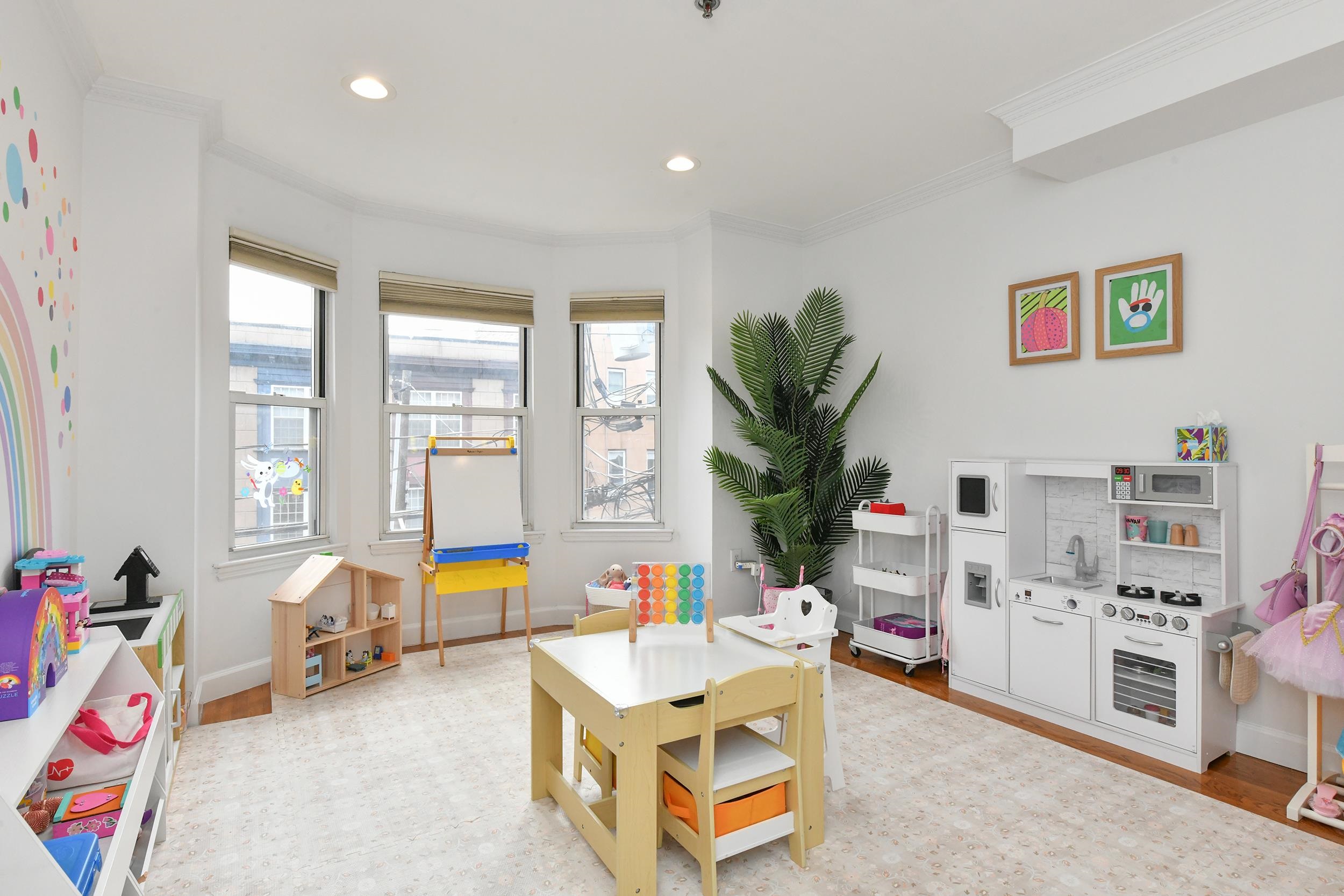 66 MADISON ST Unit: 2
