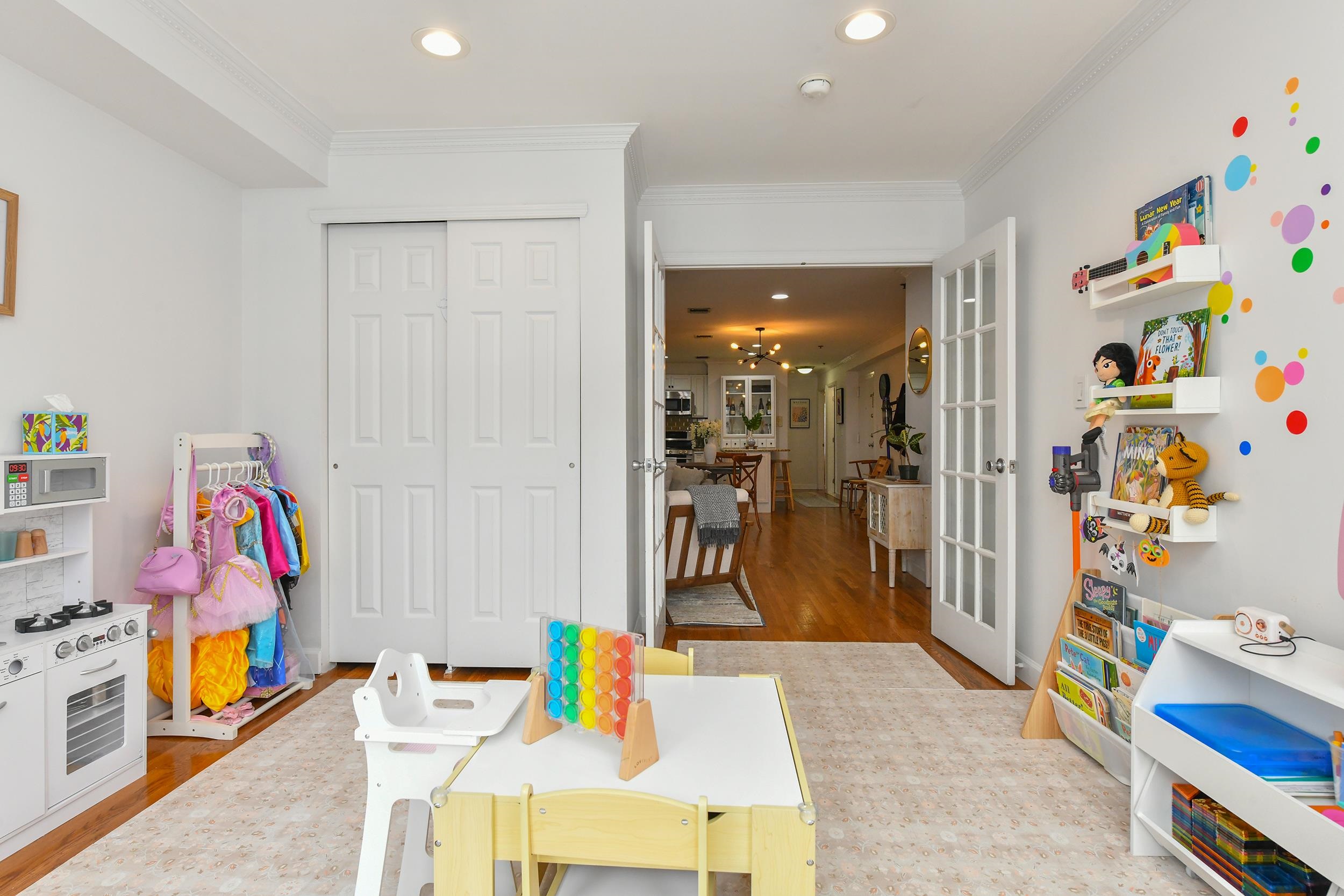 66 MADISON ST Unit: 2
