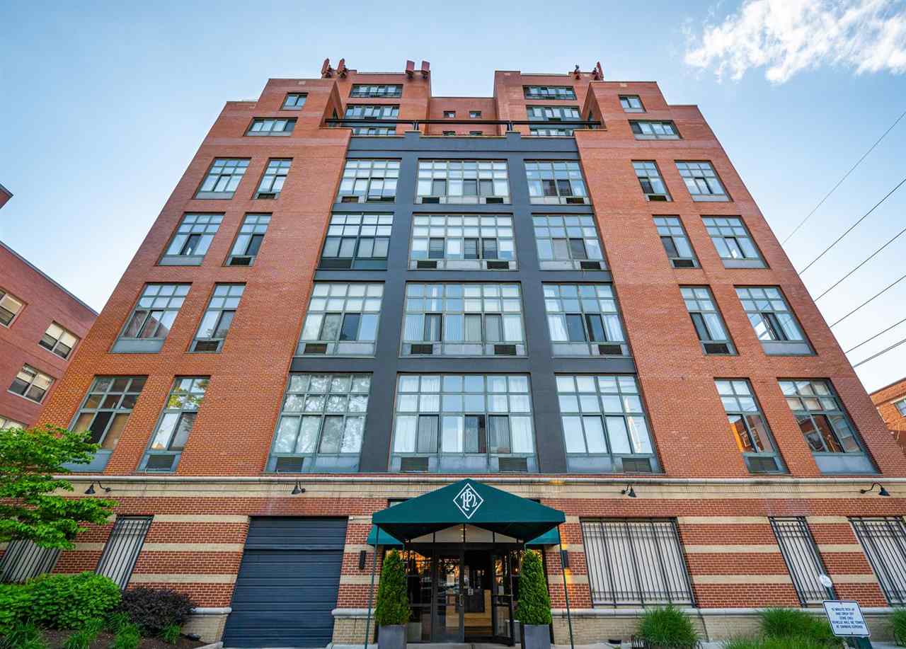 205 10TH ST Unit: 7W