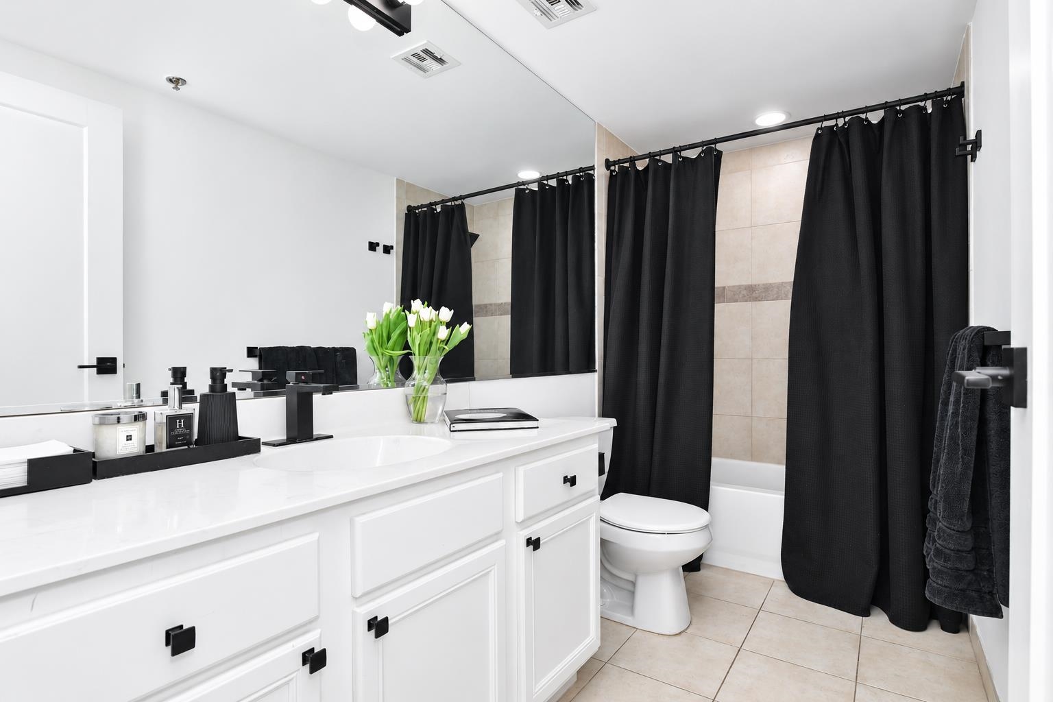 700 1ST ST Unit: 3T