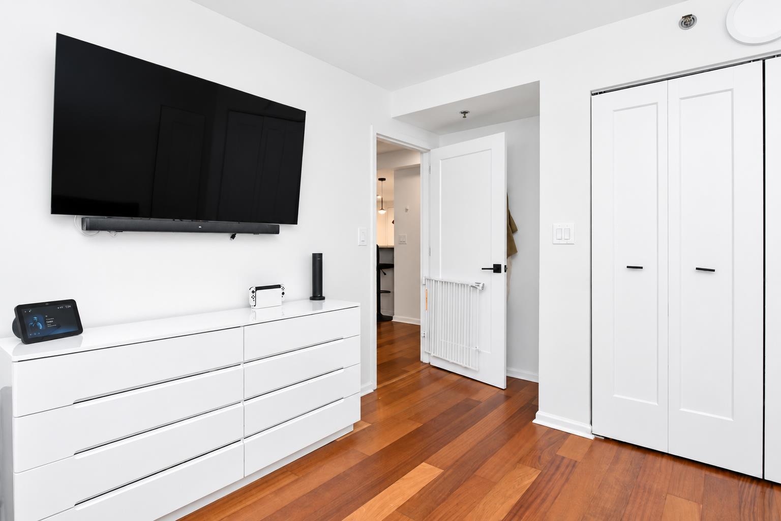 700 1ST ST Unit: 3T