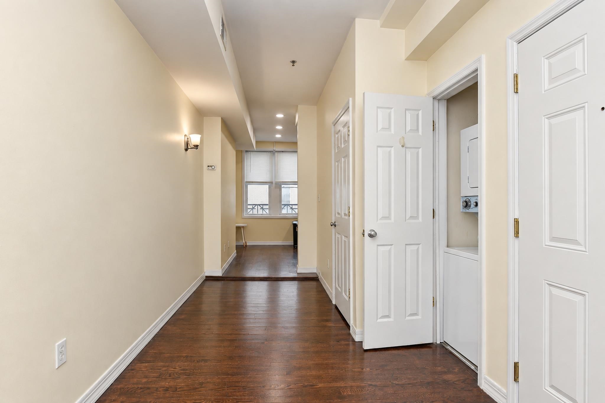 231 GRAND ST Unit: 4L