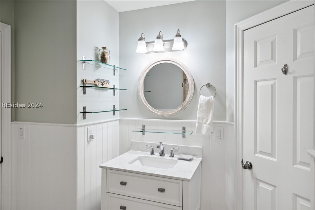 200 Colonnade Drive 193