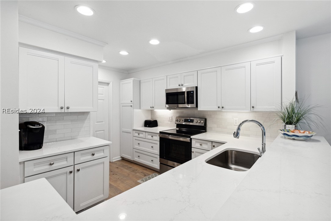 200 Colonnade Drive 193