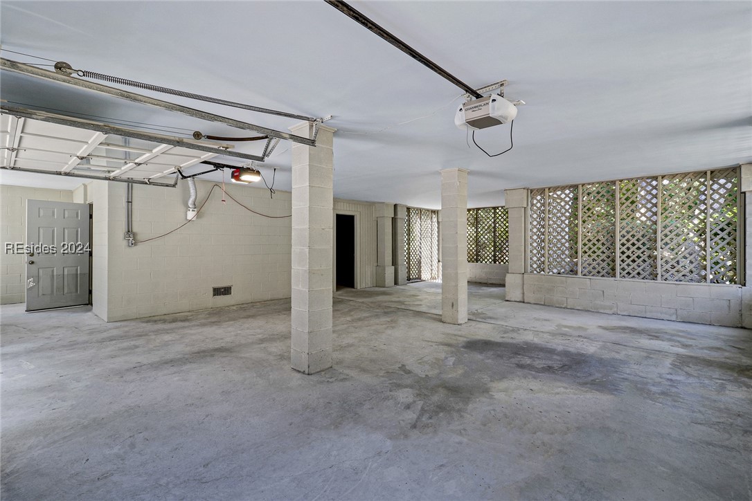 30 Valencia Drive 8A