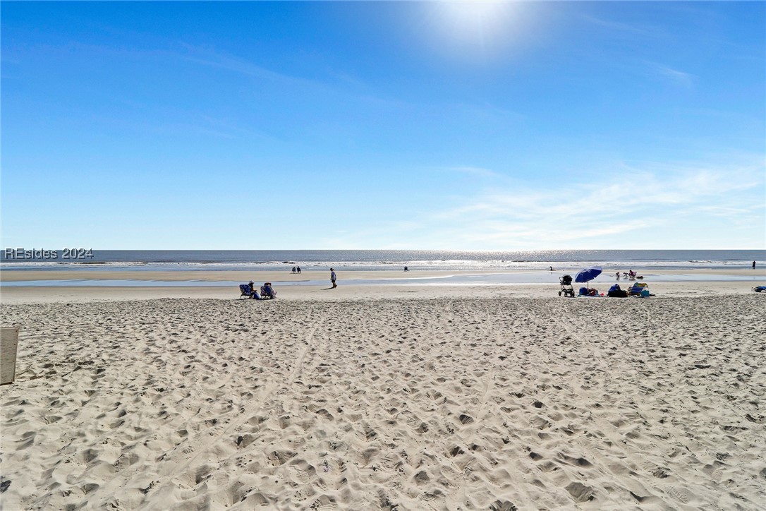 30 Valencia Drive 8A