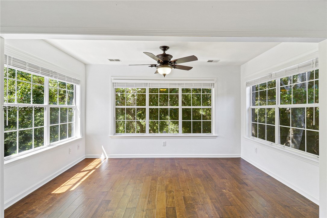 30 Valencia Drive 8A