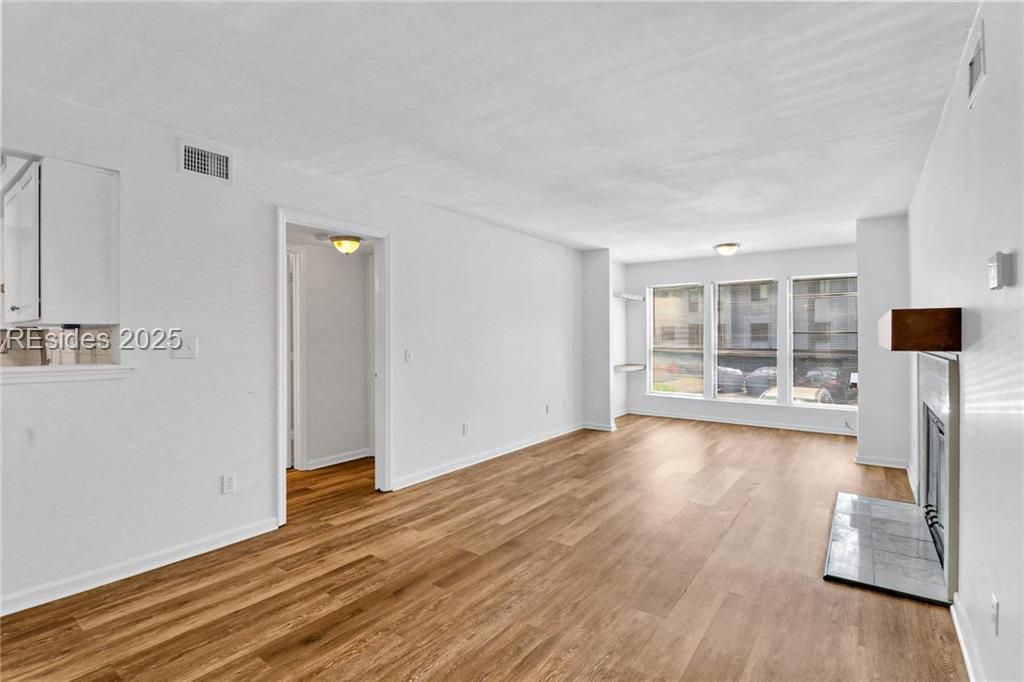 115 Forest Cove Unit: 115