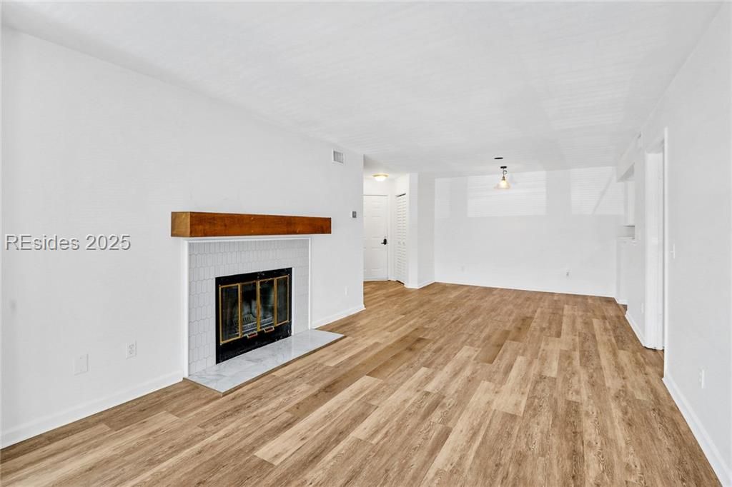 115 Forest Cove Unit: 115