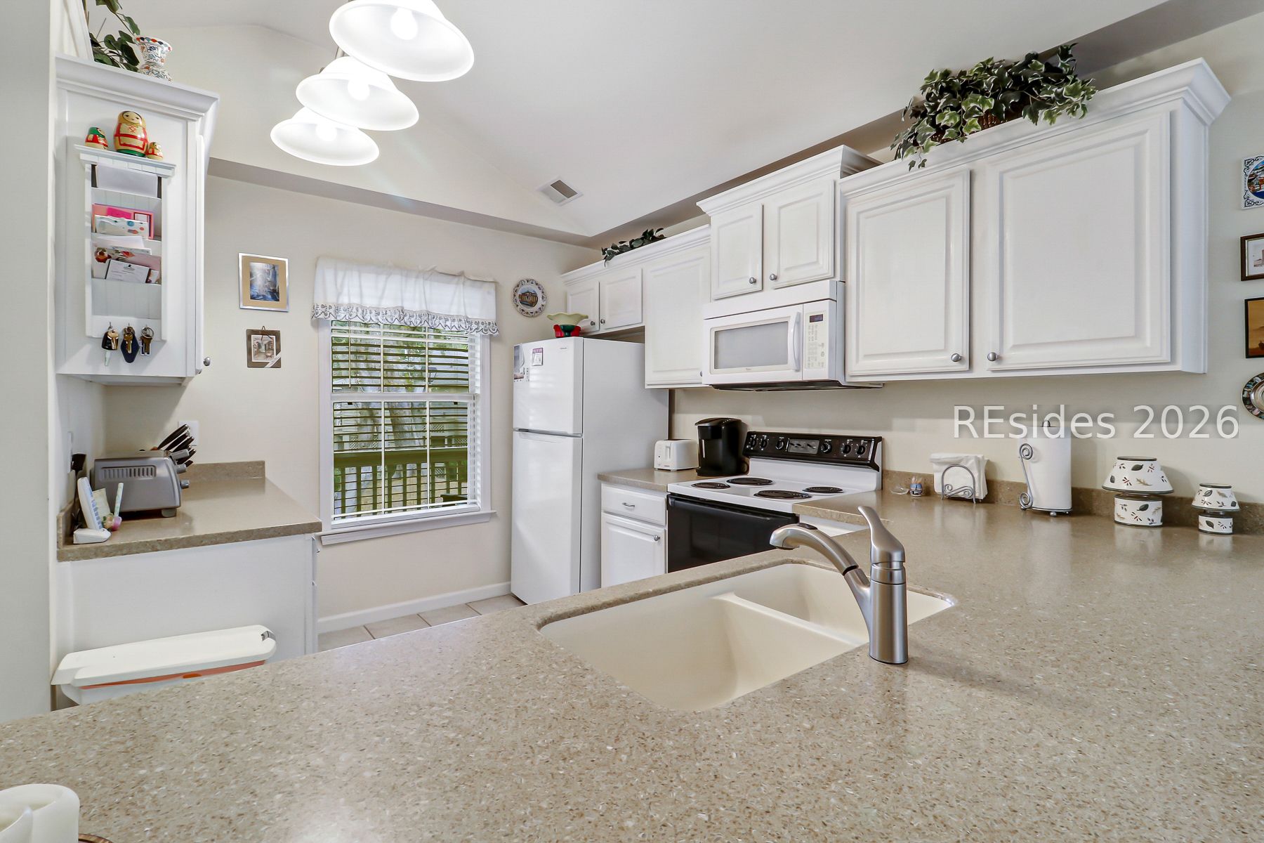 30 Valencia Drive Unit: 10B