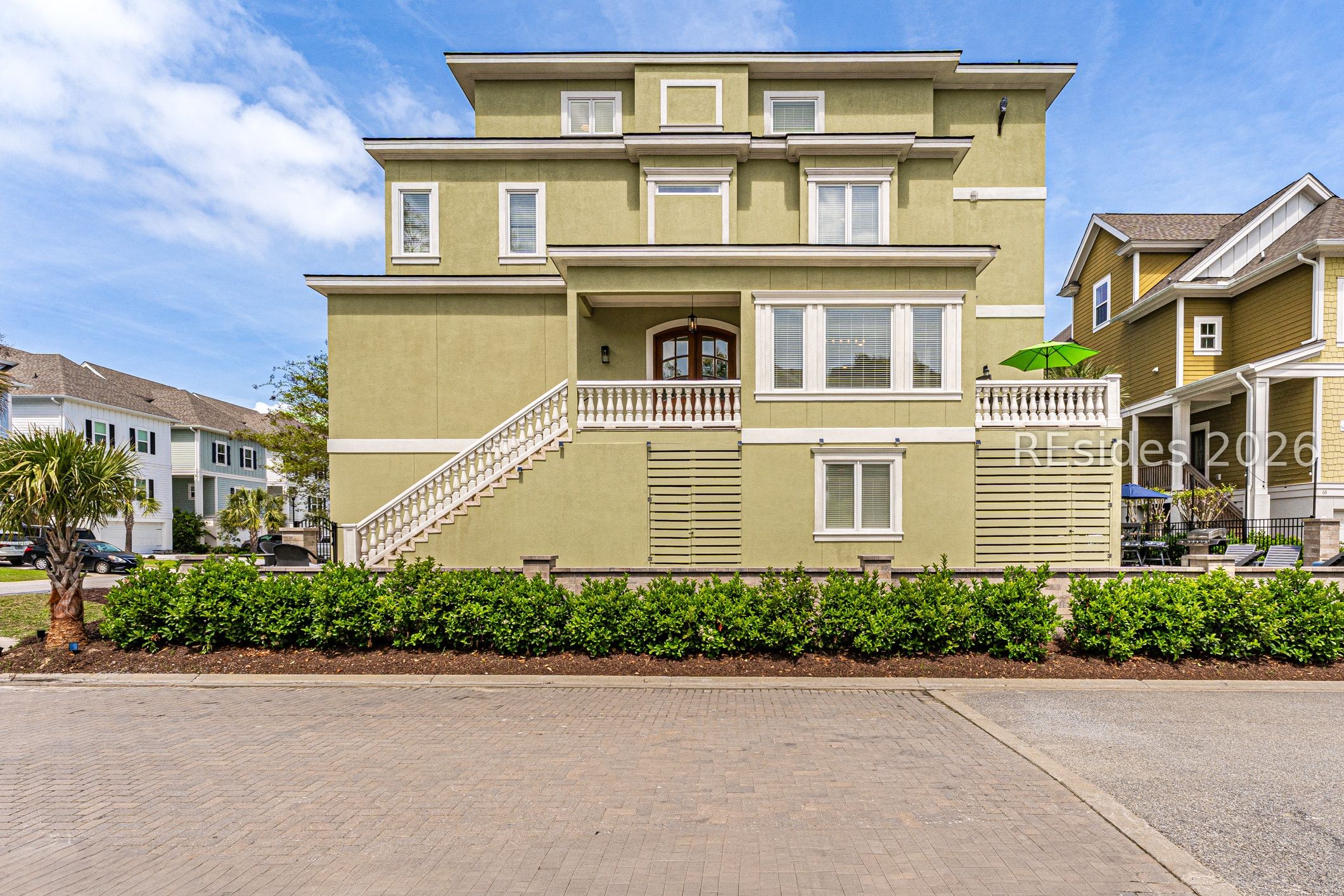 90 Sandcastle Court