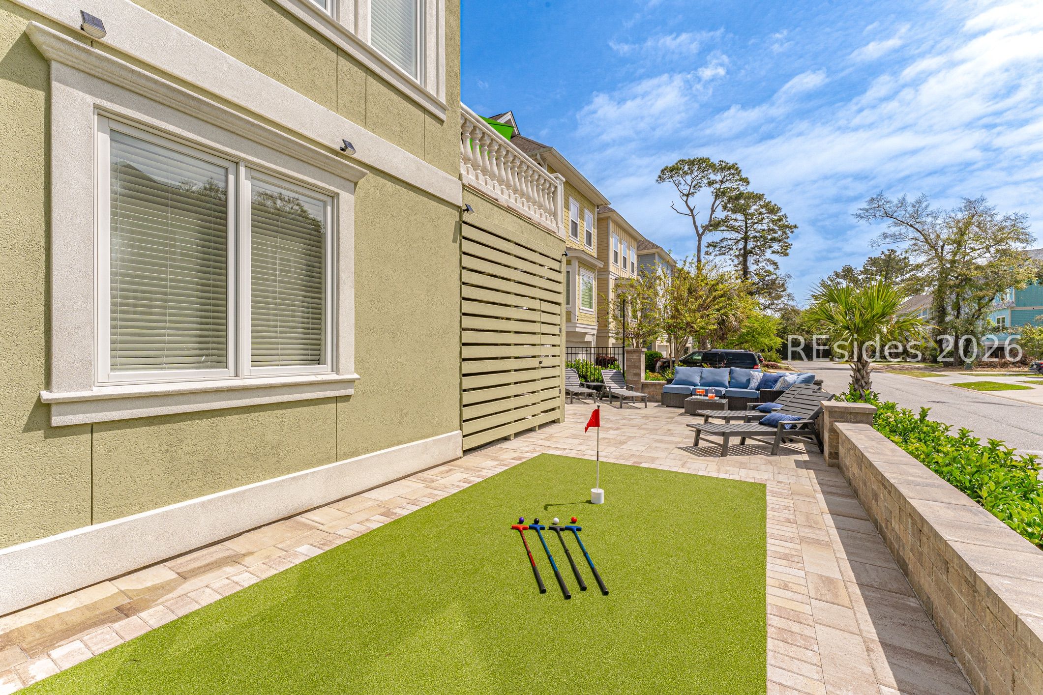 90 Sandcastle Court