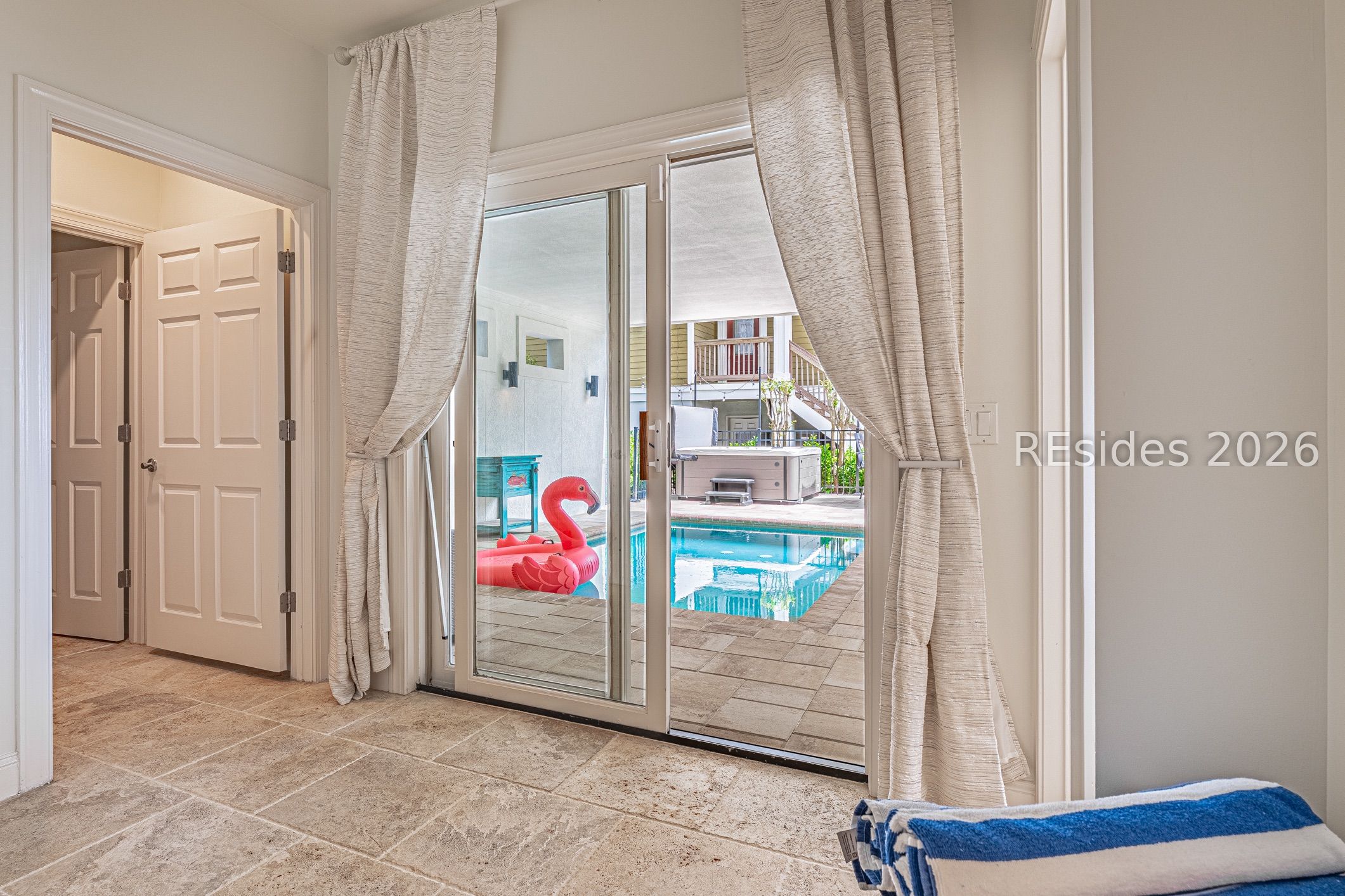 90 Sandcastle Court