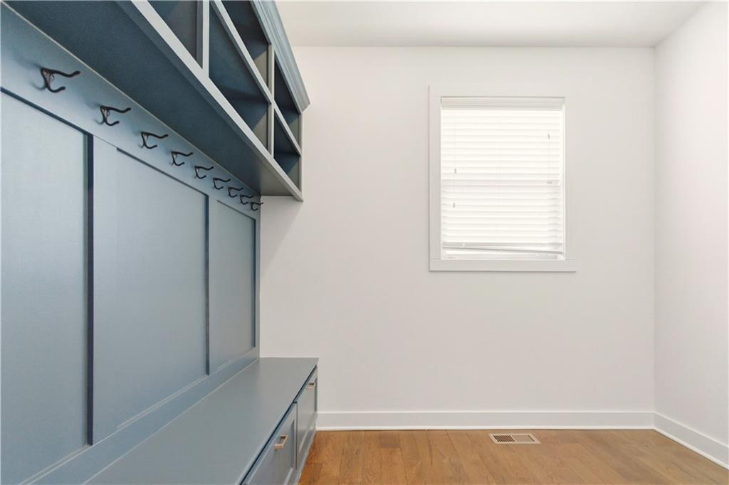 9903 W 152nd Terrace