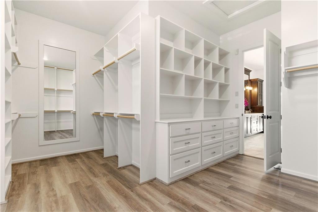 9903 W 152nd Terrace