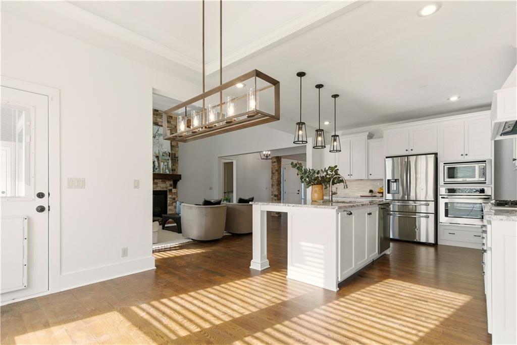 9903 W 152nd Terrace