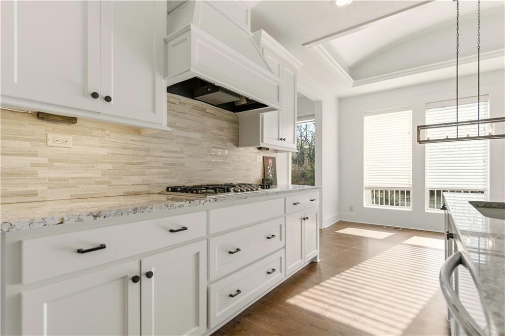 9903 W 152nd Terrace