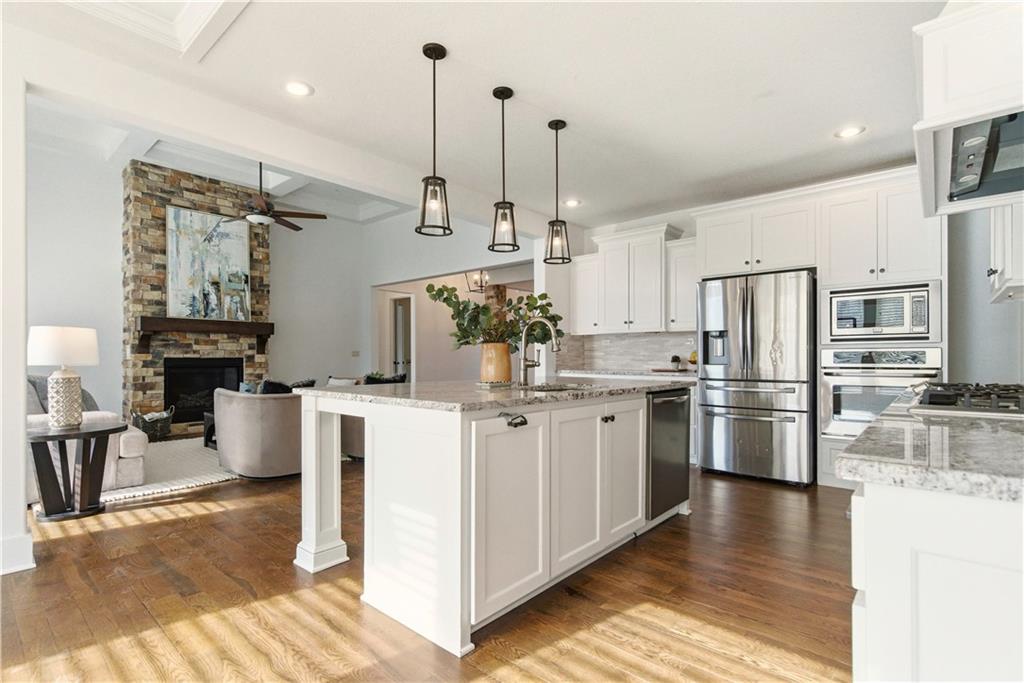 9903 W 152nd Terrace