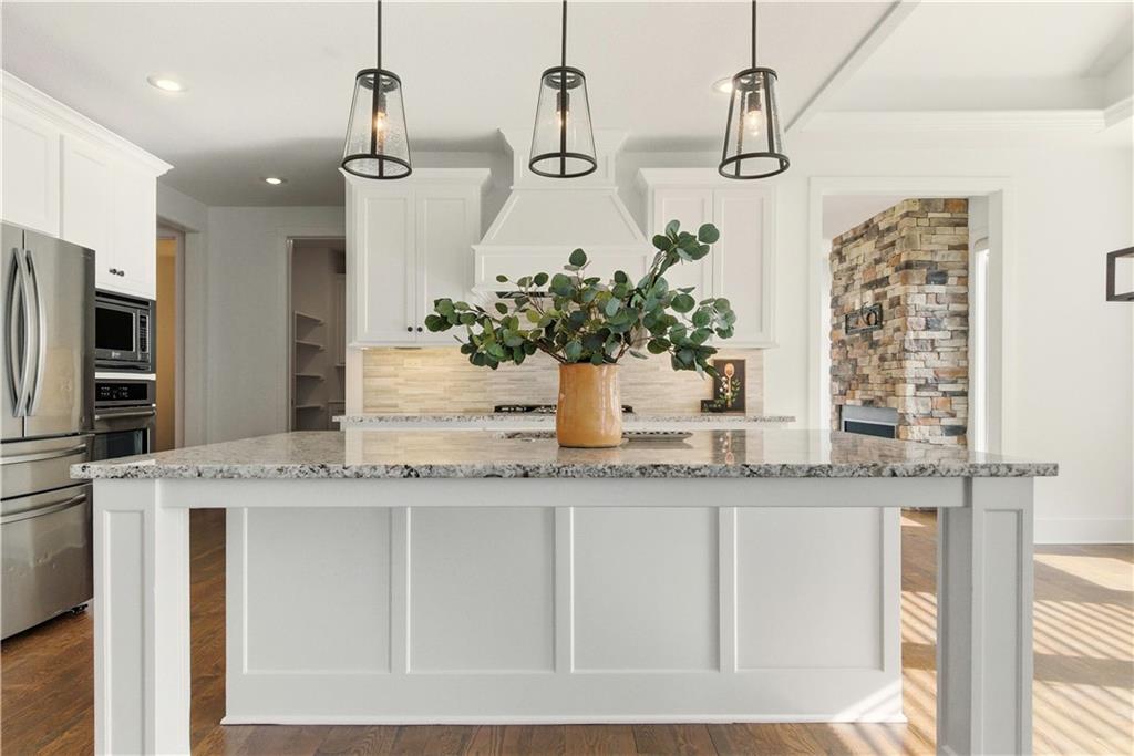 9903 W 152nd Terrace