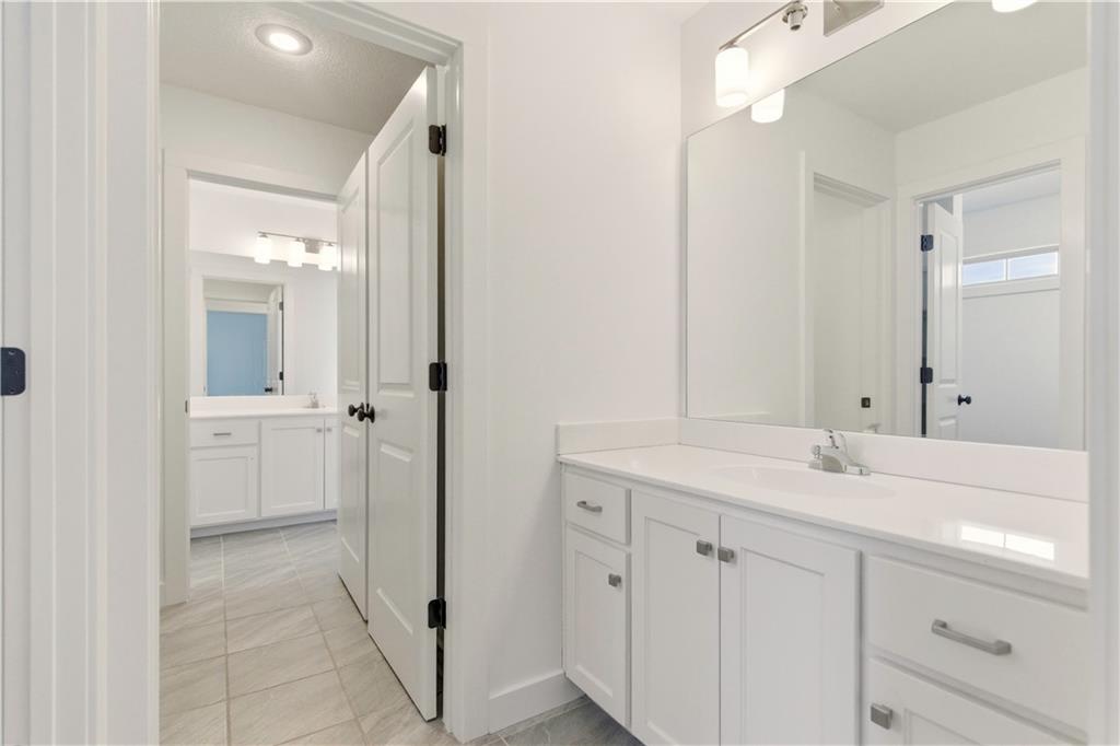 9903 W 152nd Terrace