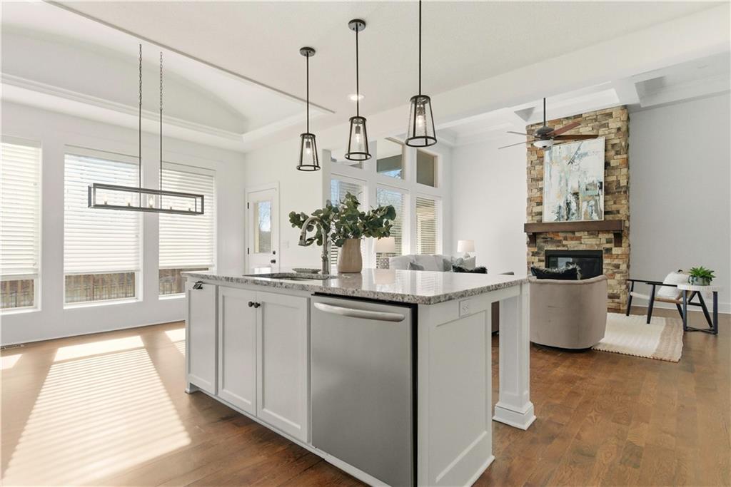 9903 W 152nd Terrace