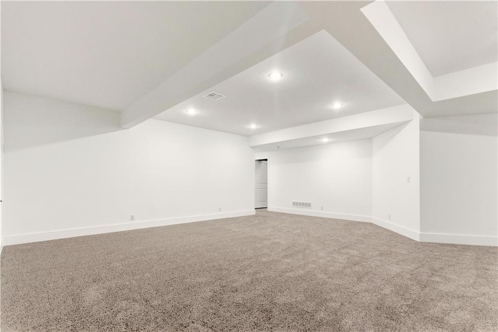 9903 W 152nd Terrace