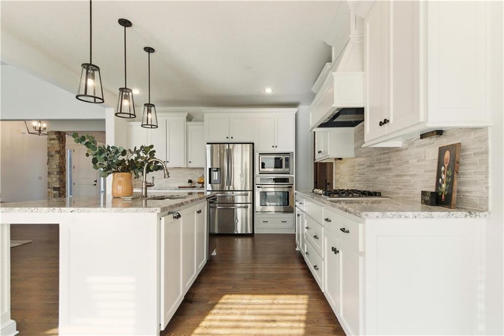 9903 W 152nd Terrace